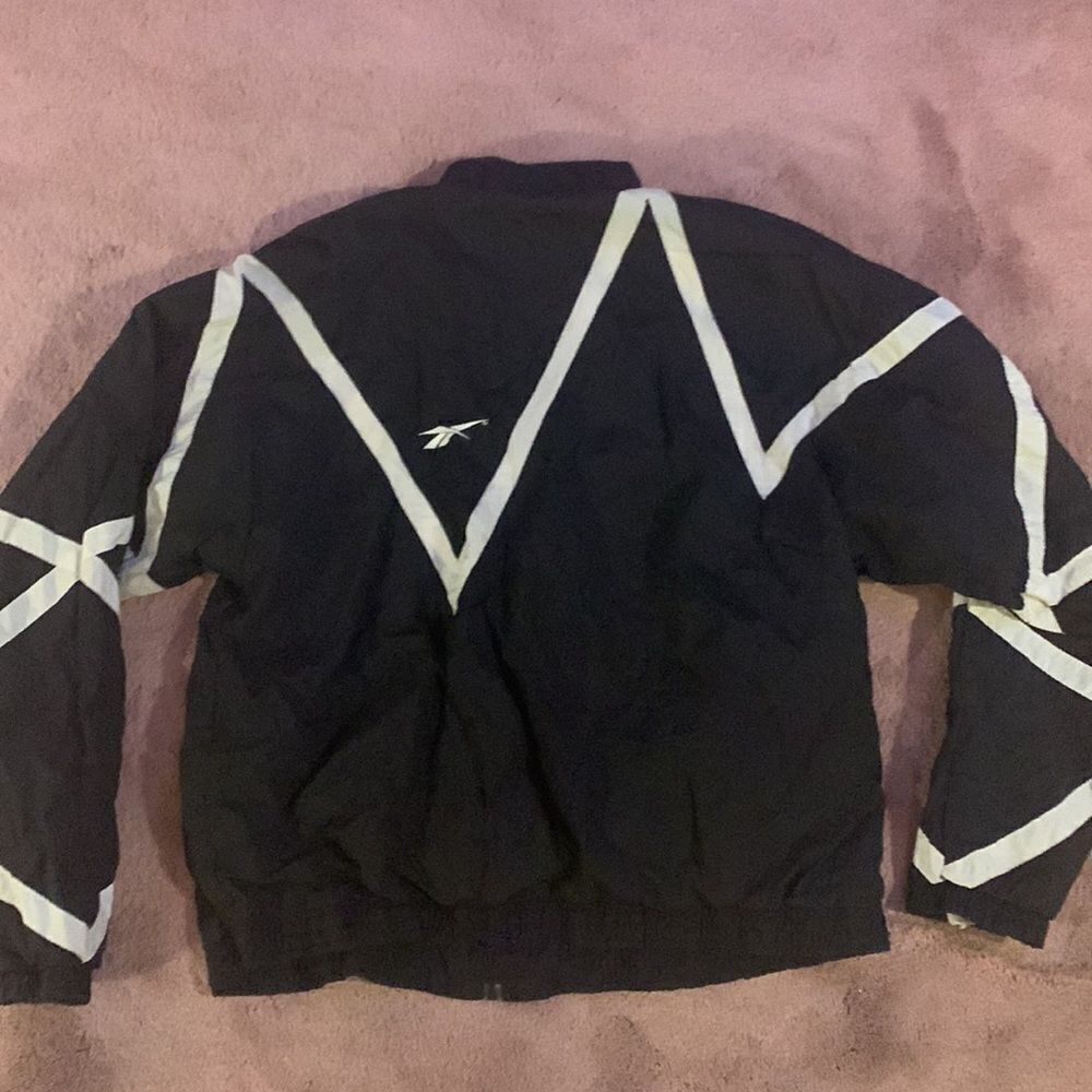 Reebok Black Windbreaker Jacket with White Chevron Stripes - Picture 4 of 5